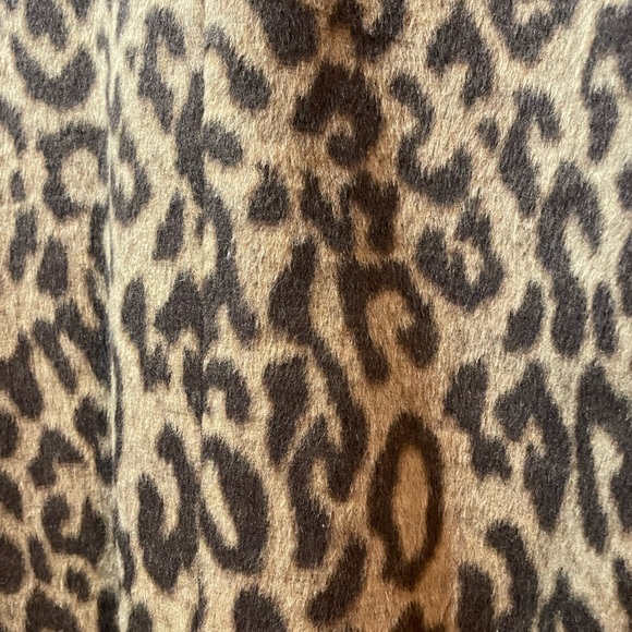 Brand NEW never worn. Leopard Print Women's Coat - Picture 3 of 11